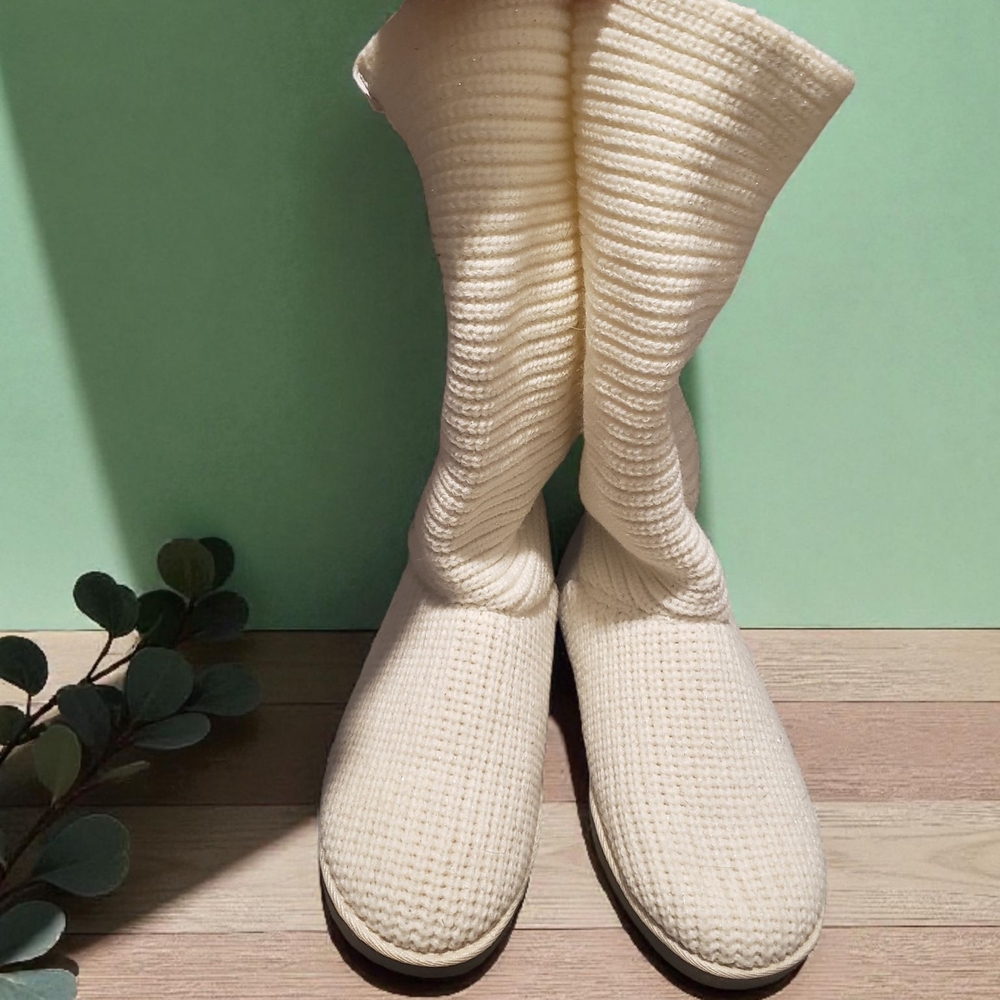 Elegant Cream Knit Women's Boots